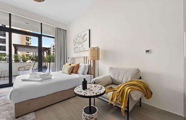 WelHome - Your Dubai Getaway: Cozy Studio at Azizi Rivera 4 - Photo 6