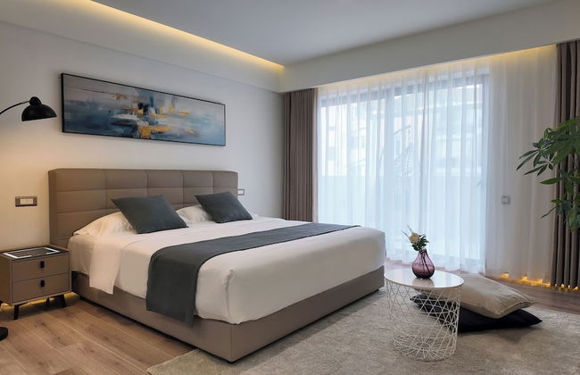 CC LUX Suites - Photo 22