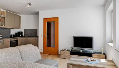 Schöne 2-Raum-wohnung im Zentrum - Foto 2