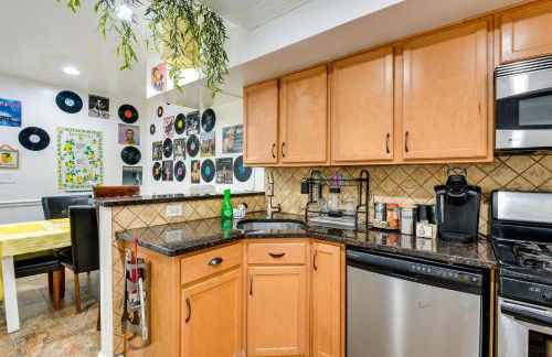 Quirky Baltimore Townhome about 2 Mi to Inner Harbor - Foto 10