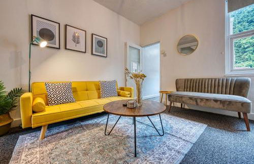 Stylish and Comfy Contractor House and Monthly Offers in Stoke on Trent By 20Property Stays Serviced Accommodation - Foto 11