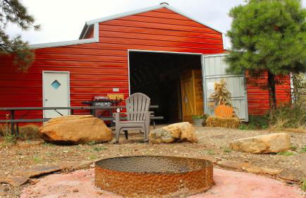 Canyonlands Barn Cabin with Loft, Full Kitchen, Dining Area for Large Groups - Photo 26