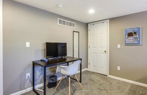 Cozy Newport Cottage Near Stadiums and Downtown - Foto 15