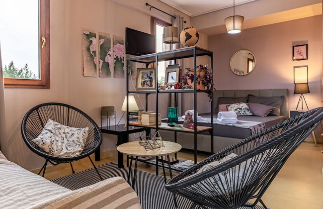 Amalia's Serendipity - City Lights & Mountain Vistas - Foto 6