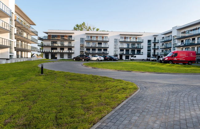 Apartment by Dziwna River With Pool Access - Photo 25