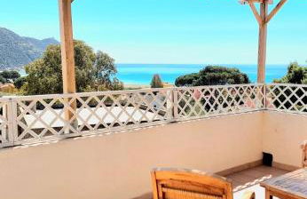 Stylish Home With Views, 4 min Walk to the Beach!! - Foto 3