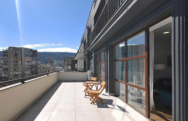 BFG Suites Apartments - Photo 58