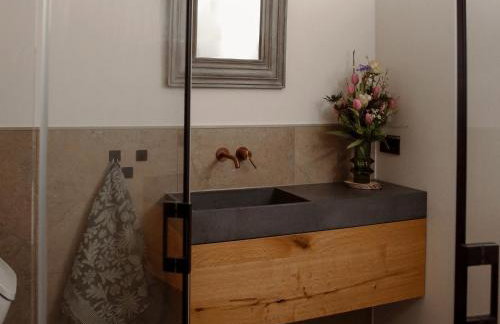 Urlauben mit Genuss im FOODIEVERSUM, Sonnenterasse mit Flussblick, Privatköchin-Verpflegung möglich - Foto 18