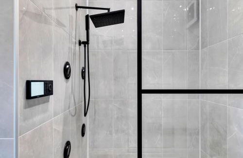 Entire Home with Local Restaurants and Lodges - Foto 15