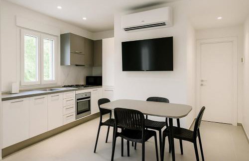 Garden apartment with parking - Photo 7