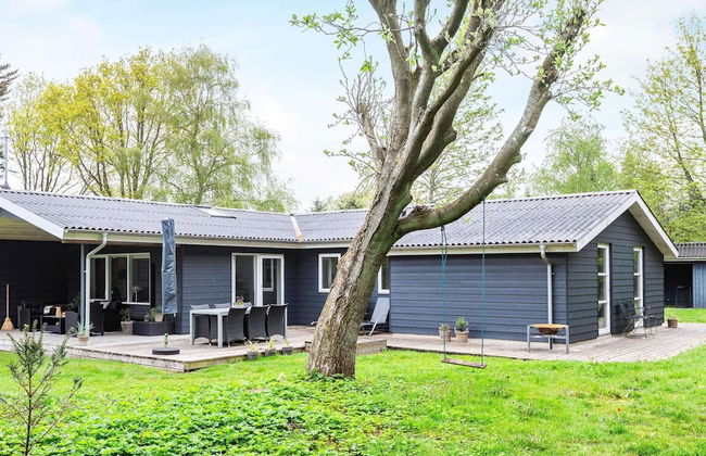 6 Person Holiday Home in Veslos - Foto 24