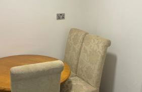 Spacious 3 Bed House with Garden & Free Parking - Foto 18