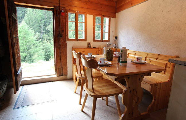 Chalet in Binn Near Forest & Scenic Valley - Foto 6