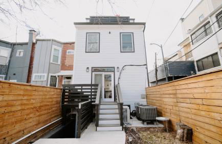 Modern 5BR DC Home Near Metro with Rooftop - Foto 78