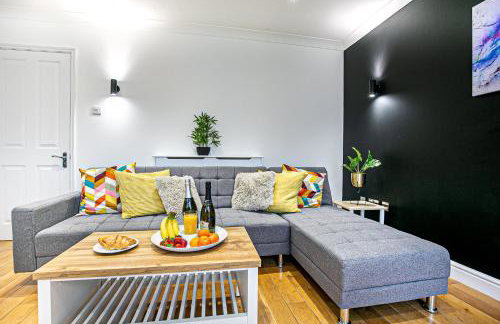 Milton Keynes for Families and Contractors with Private Parking - Foto 8