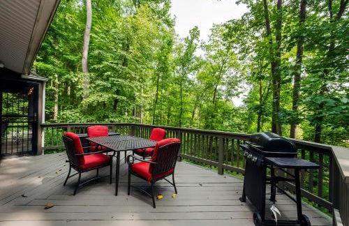 Secluded Oasis w Hot Tub, Screened-in Porch, WiFi! - Foto 21