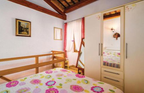 One-Bedroom Holiday Home In Bartici - Photo 18