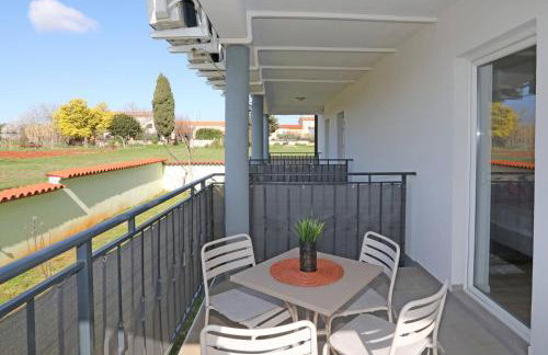 Apolo Apartments - Pool & Garden Retreat - Foto 66