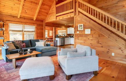 Secluded w/ Deck Views, Hot Tub, & Ping Pong Hudson in the Berks by Avantstay - Foto 14