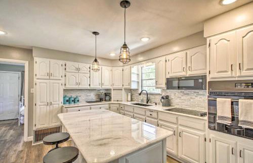 Lakeview Home - 1 Mile from Bull Shoals Lake! - Foto 9