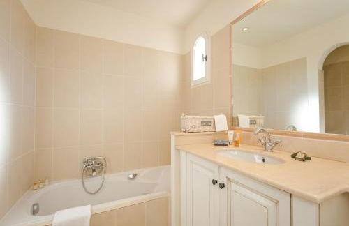 Holiday flats at Domaine de Saint-Endréol with golf, SPA and pool - Foto 32