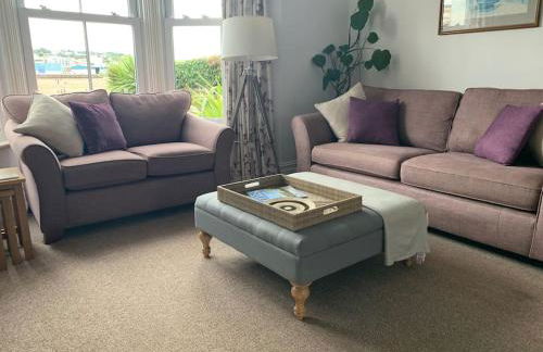 A unique and spacious river front property - Foto 19