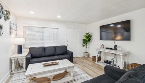 2 Bed Beach Condo #125 - Photo 5