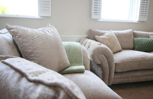 Apartment 11 Bluebridge with Free Parking - Photo 42