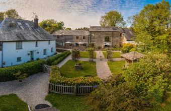 Linhay at East Trenean Farm -Luxury retreat for 2 with stunning rural views, private hot tub and EV charging - Foto 14