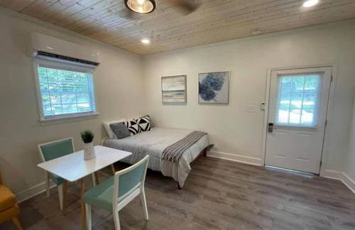 Beautifully Renovated Studio 2 Miles From Marina! - Foto 10