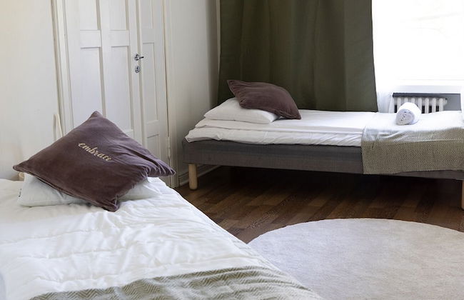 2ndhomes Charming 2BR Home w Balcony - Foto 8