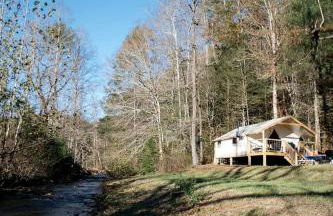 Heated North Carolina Glamping Rental Surrounded by Pisgah National Forest - Foto 4