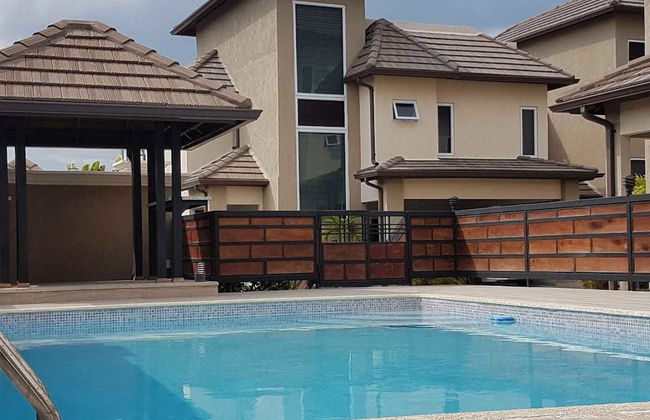 The Penthouse at Comfort Living - Foto 18