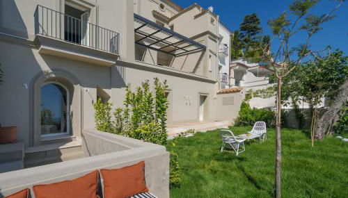 Villa Romito - Sea view, central location - Foto 4, Garden