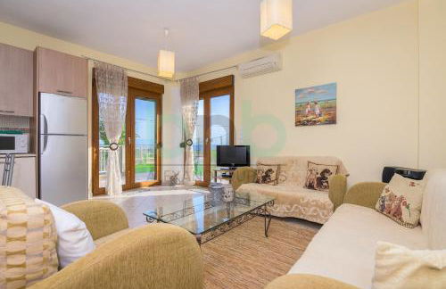 Thea Dikella - Foto 1