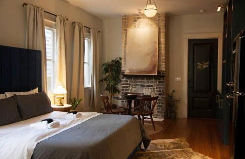 Intimate Library Studio - Minutes to Forsyth Park - Foto 11