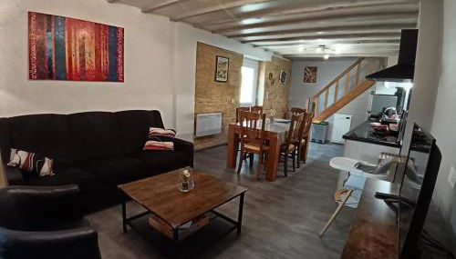 Chez Pierrot Gîte 4 pers Vue vallée Parking privé Calme - Foto 2