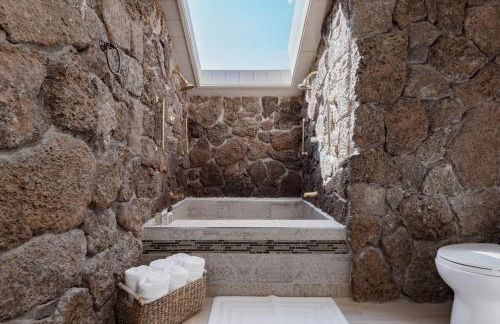 Relax and Rejuvenate- Lafayette Treehouse with Cave Spa, Waterfall, and Incredible Views - Foto 20