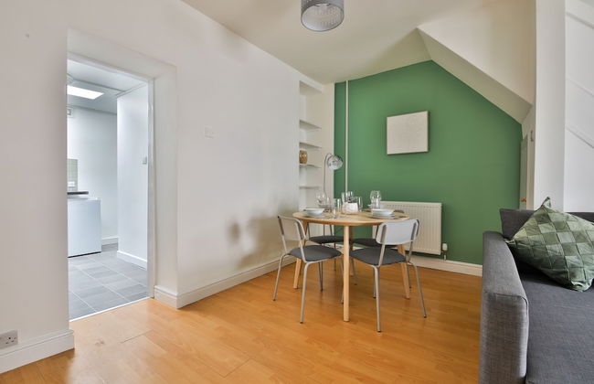 Urban Central 2 Bed House - Foto 13