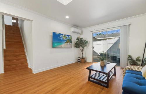 Spacious 4BR House Free Parking w Backyard BBQ - Foto 23