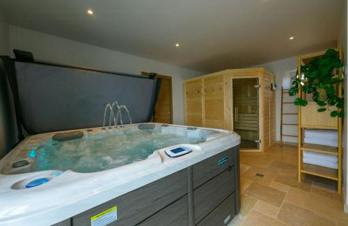 Luxurious Villa With Spa And Indoor Swimming Pool - Foto 29