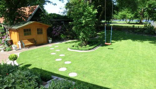 Ferienhaus Hubertus, 95059 - Foto 4, Garden, Garden view