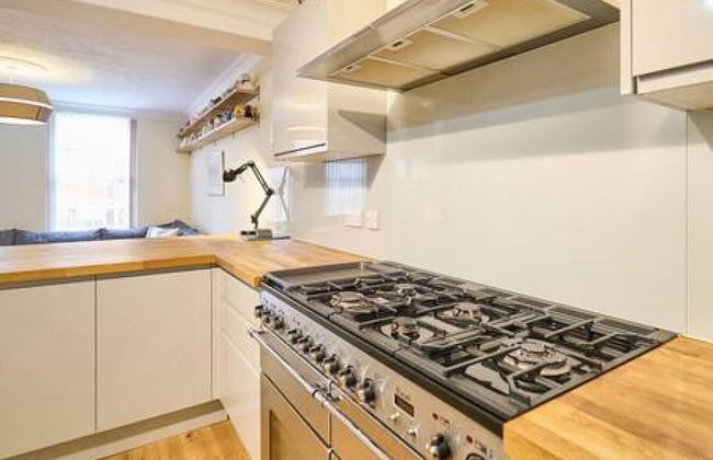 Host Stay Cobb Court - Foto 18