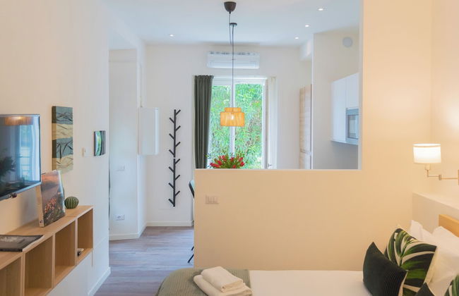 Enchanted Como Lake - Tremezzo Apartments by Rent all Como - Photo 10