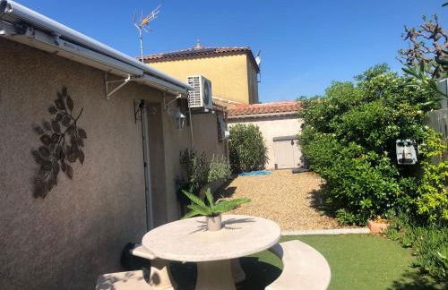 Studio refait à neuf avec jardin Aigues Mortes - Foto 12