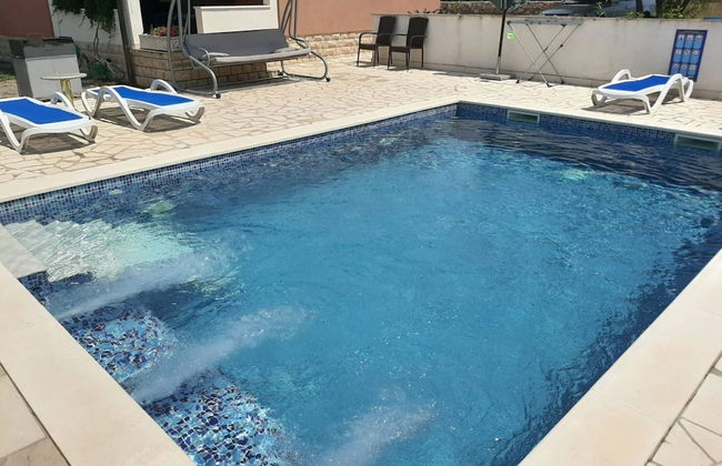 Hillside Villa in Trogir With Pool, Terrace, and Stunning City View - Foto 42