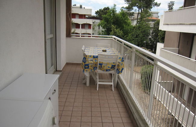 Modern Flat at Grado Pineda - Photo 3