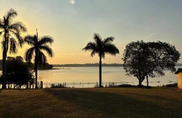 Magnífica Chácara com Fundo para a Represa - Photo 3