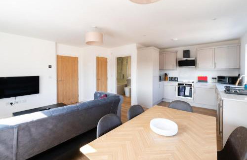 Sleek & Cozy 2BR Apartment for Your Stay # 3 - Foto 12