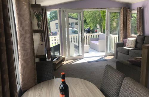 Poppy at Oakdene Forest Park - Foto 14